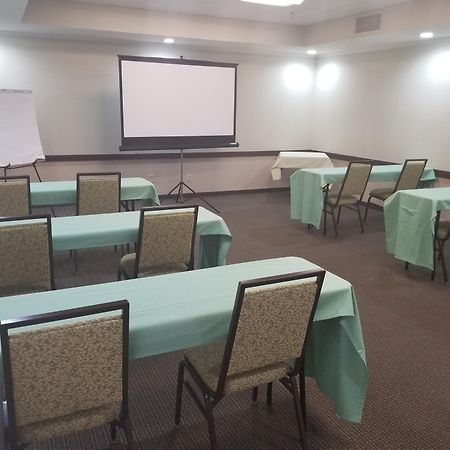 Holiday Inn Express Little Rock-Airport By Ihg Екстериор снимка