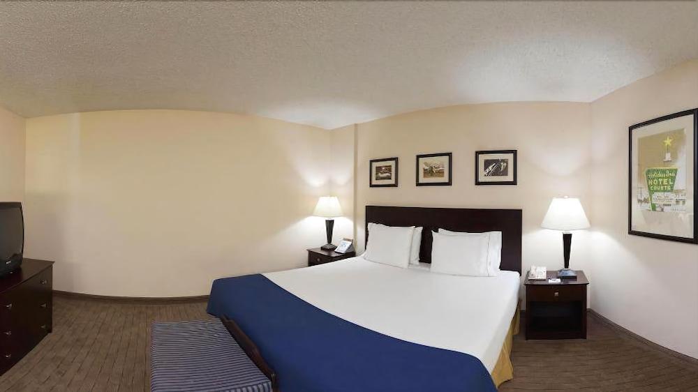 Holiday Inn Express Little Rock-Airport By Ihg Екстериор снимка