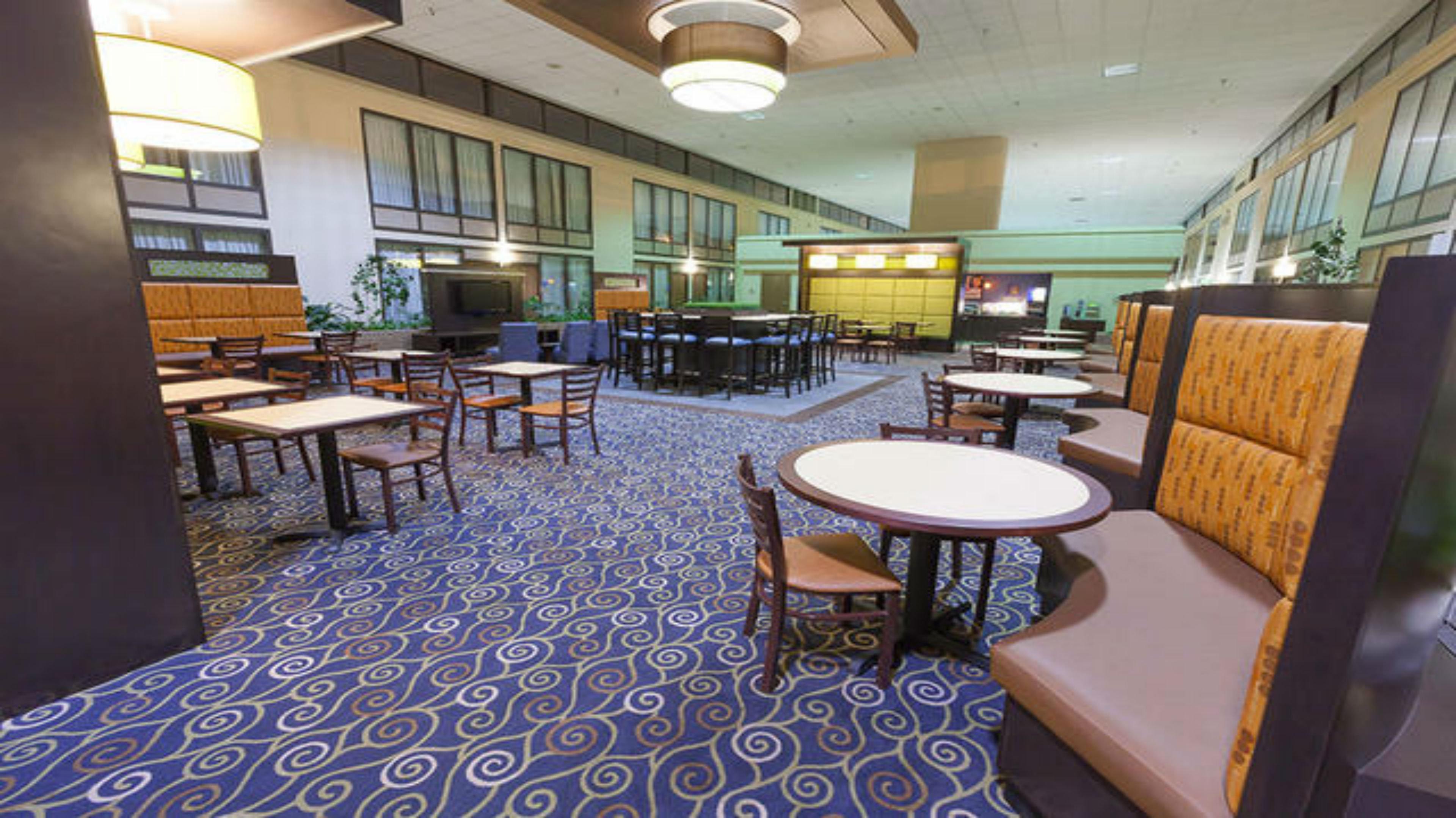 Holiday Inn Express Little Rock-Airport By Ihg Екстериор снимка