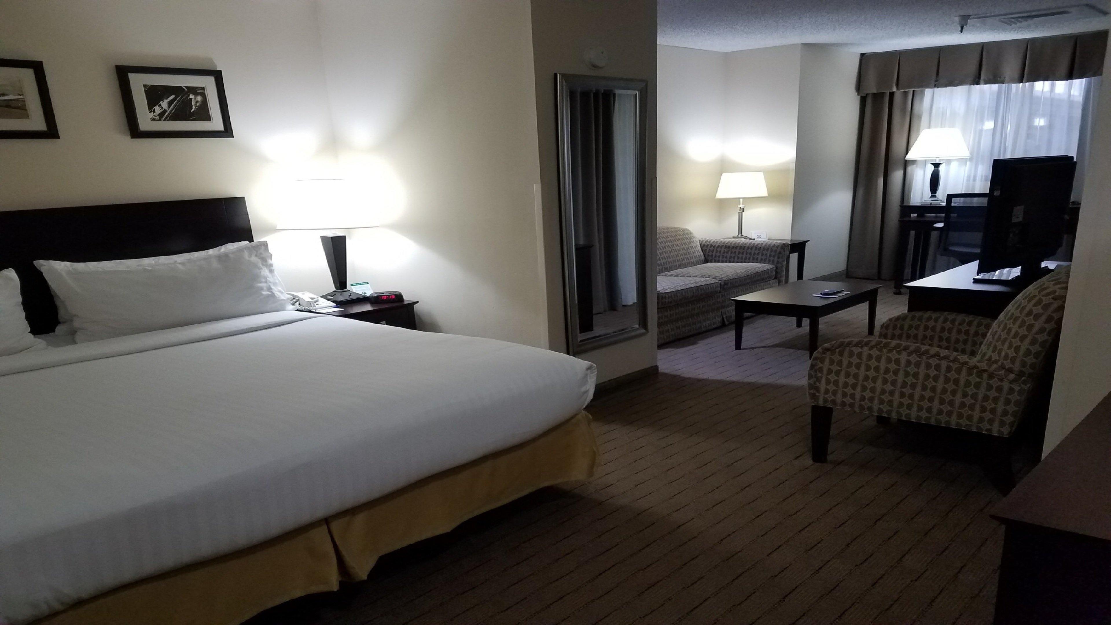 Holiday Inn Express Little Rock-Airport By Ihg Екстериор снимка